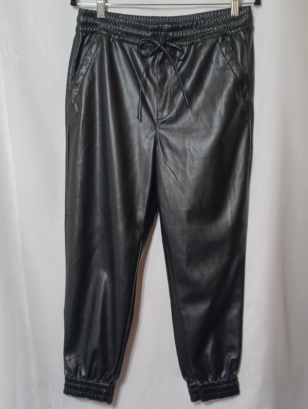 BLANK NYC Women's Black Faux Leather Jogger Pants. Size L